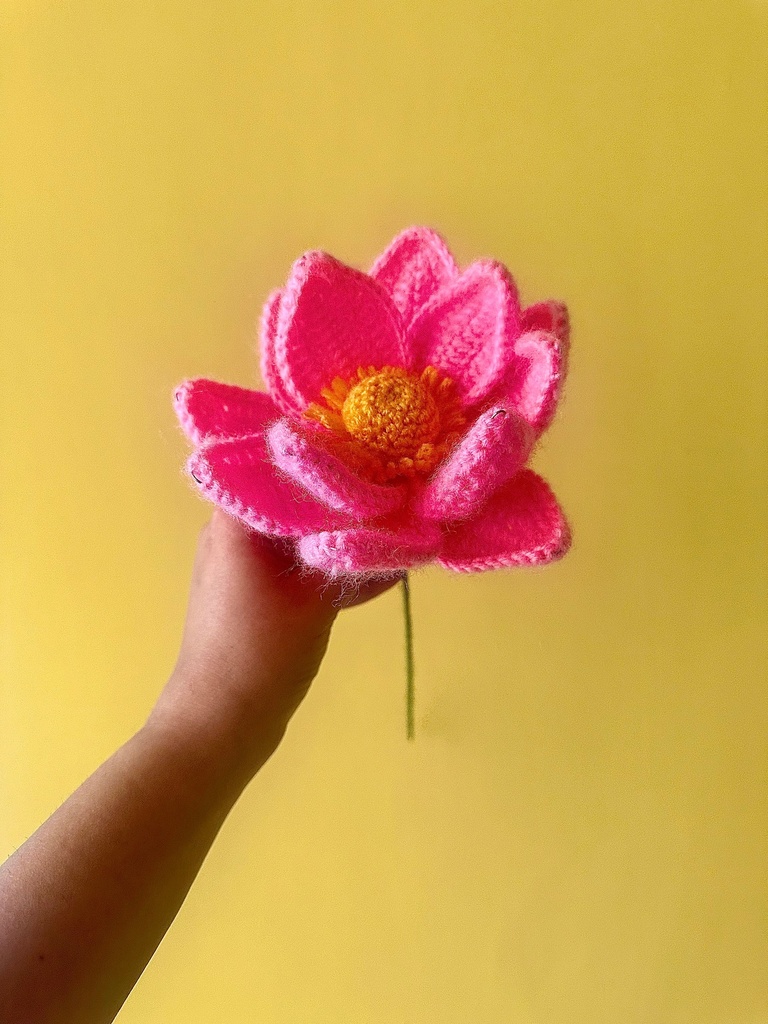 [8381058351192] Crochet Lotus