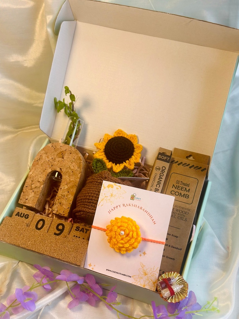 [8440771543128] Sustainable Work-from-Heart Rakhi Box